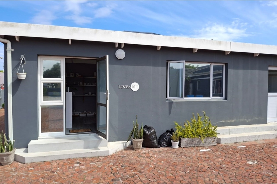 To Let commercial Property for Rent in Walmer Eastern Cape